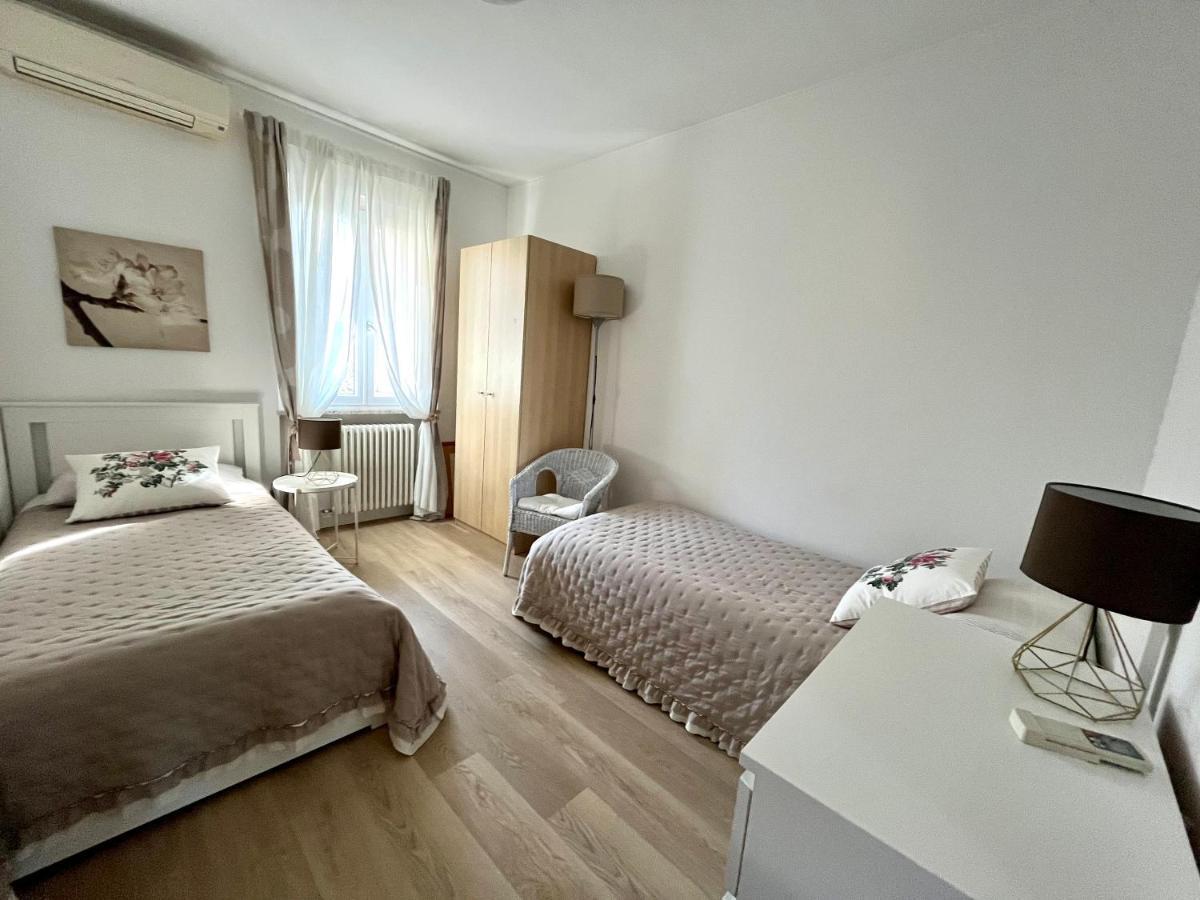 Family Apartment 2 Sirmione Esterno foto